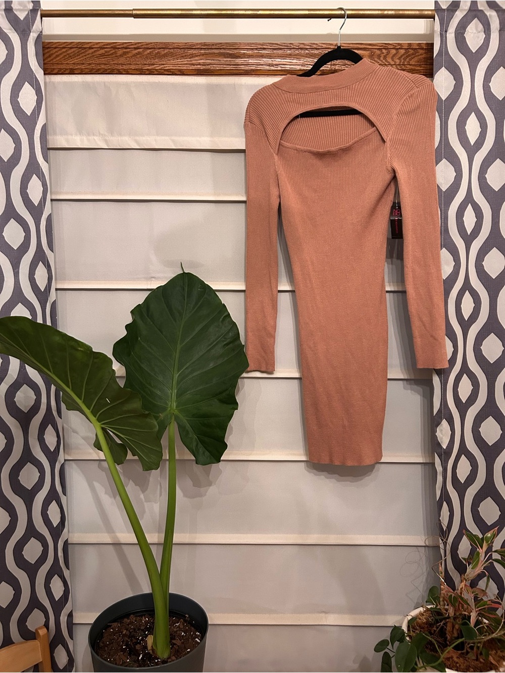 No boundaries Ribbed Cutout Bodycon Dress in Dusty Rose
